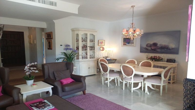 Foto 05f099ed-6cc3-4688-acd9-03a941a17359. Casa a schiera in calle 4 a 12 in Guadalmina Baja Marbella