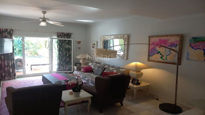Foto ba44f2bf-9c2a-47f7-a660-fe39606db74b. Casa a schiera in calle 4 a 12 in Guadalmina Baja Marbella