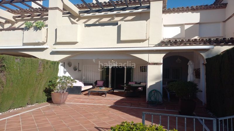 Foto d981d4f1-a251-4fcc-a83a-e500351b862a. Casa a schiera in calle 4 a 12 in Guadalmina Baja Marbella
