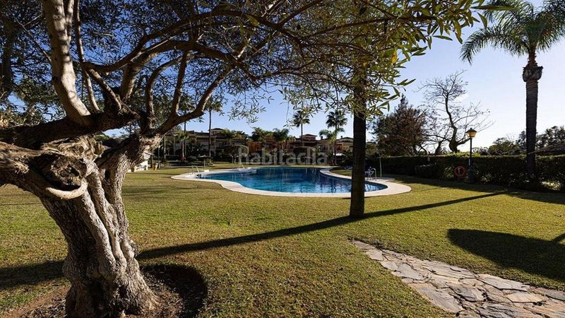 Foto ee54dcc4-fc36-4d83-b150-df6f655908b6. Casa a schiera in calle 4 a 12 in Guadalmina Baja Marbella