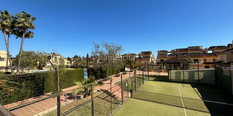 Foto d9a2860c-8573-4f5d-ac39-7c3acc3b826b. Casa adossada a avenida piedramar 2h a Nagüeles Alto Marbella