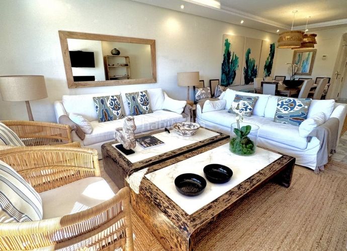 Foto 3a42ef9e-0070-4878-9c2e-8d26f8846528. Apartament a avenida de los andaluces 37 a Casasola Estepona