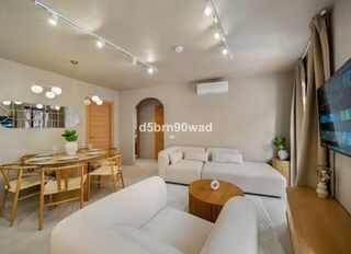 Apartment in Plaza de los naranjos 8