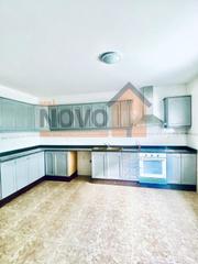 Semi detached house  Moli