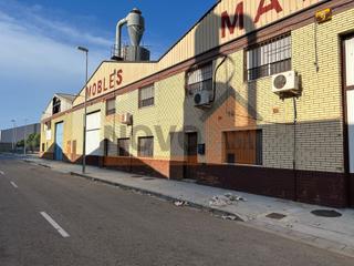 Nau industrial  Camí masset. Nave en silla