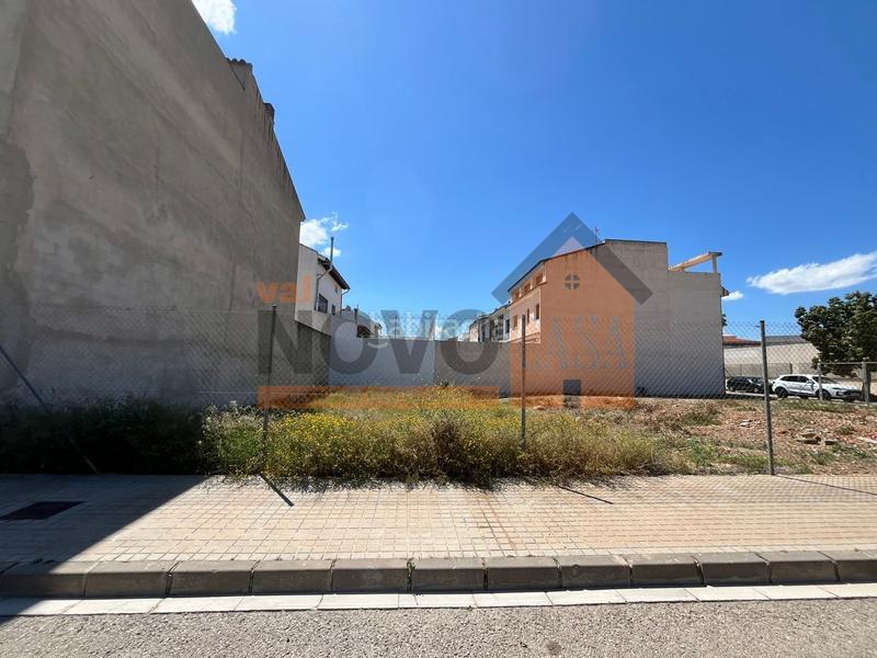 Foto c21f997f-6614-4d82-b480-2b12b80b84dc. Terreno residenziale in Silla