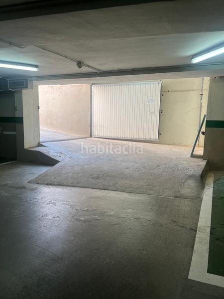 Foto a0e00d9f-0f59-49c4-9f4c-453b67b25bb8. Aparcament cotxe a Mareny Blau Sueca