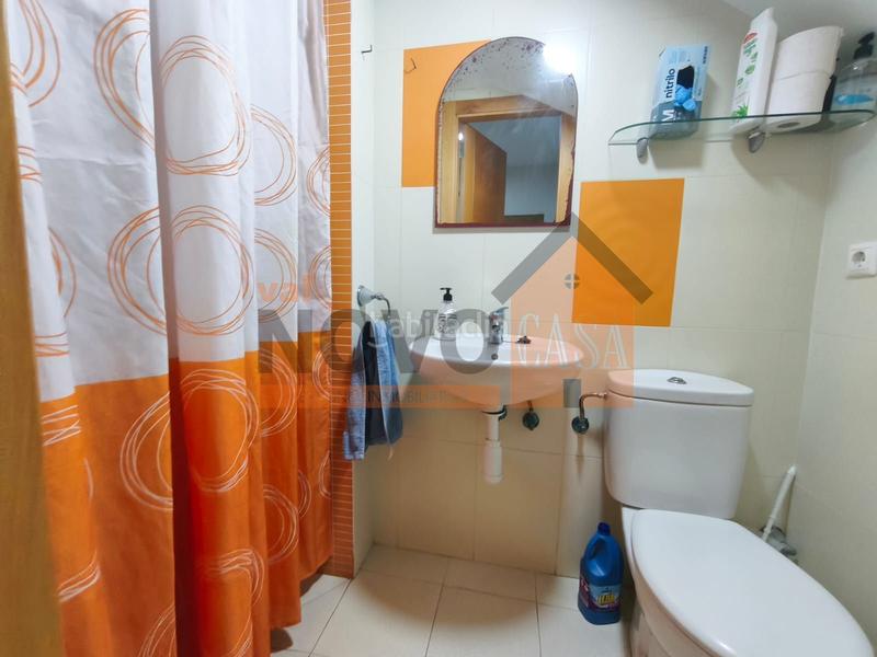 Foto 2937dbbb-ca42-43f1-89ae-ccec655f074a. Casa adossada a Picassent