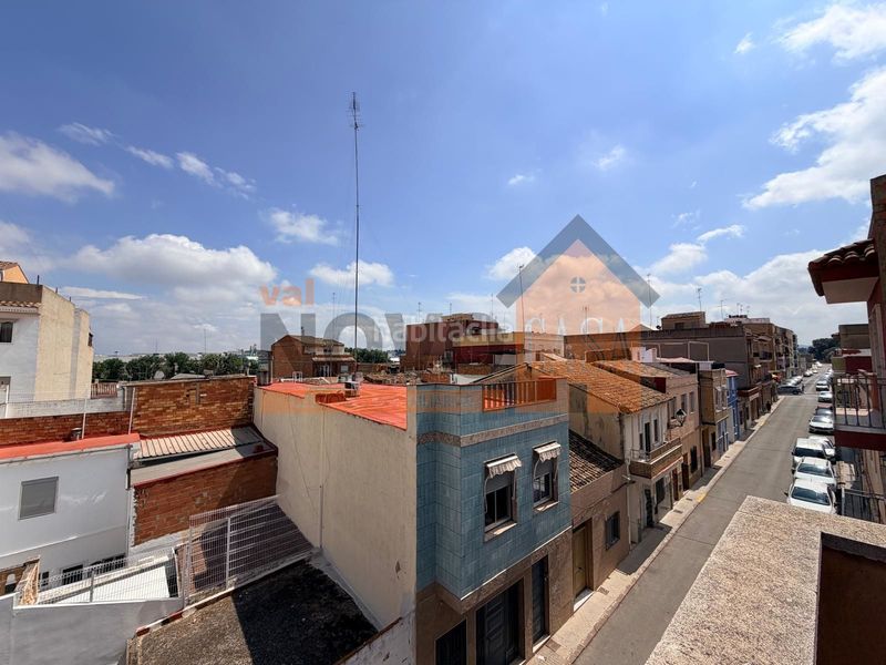 Foto afea5858-f414-48e4-80f6-e60a8e4f08b2. Casa adossada a Picassent