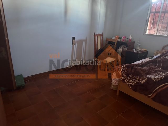 Foto 0044edf1-dc65-4865-982d-c4eff0b95e0a. Pis a Alginet