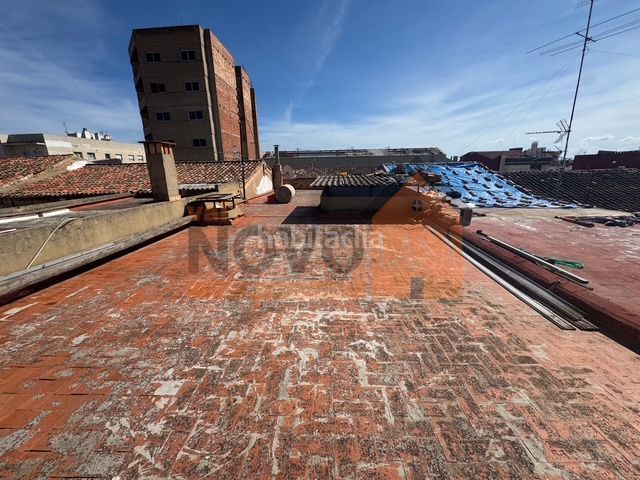 Foto aef7a314-3efb-4a36-b44c-7a4a8bc249bb. Pis a Alginet