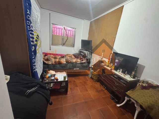 Foto b69c02ed-eef2-4a53-a938-606da3e91c83. Pis a Alginet