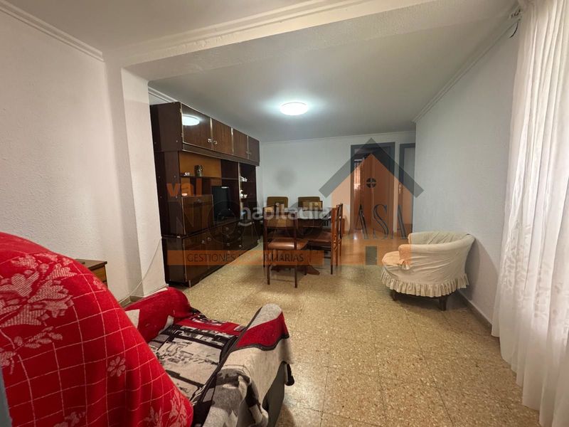 Foto b923998f-4f76-4c5c-abae-3f3e4d529097. Pis a Natzaret Valencia