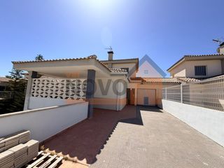 Haus in Monserrat