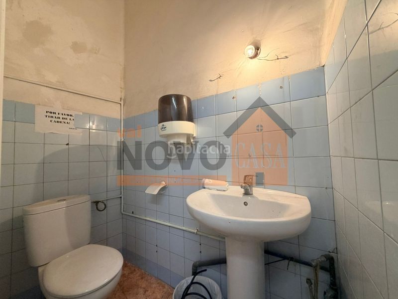 Foto 6bd7aa96-cfe9-4a69-9abf-8b9d128824e2. Local comercial a La Petxina Valencia
