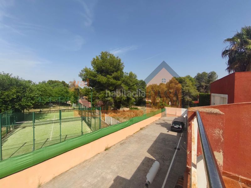 Foto 9f353469-9673-4550-8abc-d6dc612262bd. Casa amb piscina a La Loma Chiva