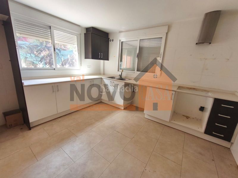 Foto f4966bee-1bdb-4871-8dd3-d688911f1d40. Casa amb piscina a La Loma Chiva