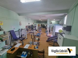 Business premise in Avenida de Rota. Vc1049. se vende local amplio y luminoso, ahora mismo montado co