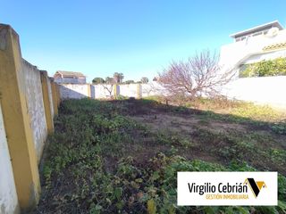 Terreno residencial en Seroncillo 34. Parcela urbana en segunda linea del plan parcial de la laguna, z