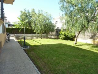 Chalet in La Laguna. Espectacular chalet independiente junto a la playa de la canalet