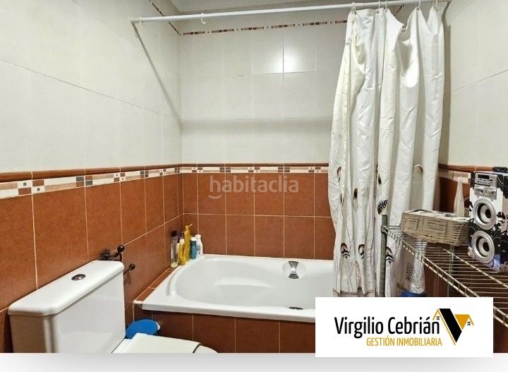 Foto 49ec7718-e7d9-46bb-9b48-13aaf3953440. Pis a Centro Chipiona