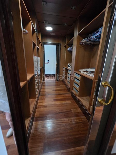 Foto d093eac3-522a-4bd1-83a8-05d580b79296. Dúplex amb aparcament a Paseo Marítimo - San José - La Laguna Cádiz