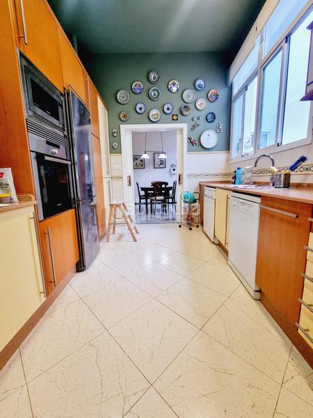 Foto 36ef0c10-2f10-4534-a00f-80444328a467. Flat with heating in Centro Histórico Cádiz