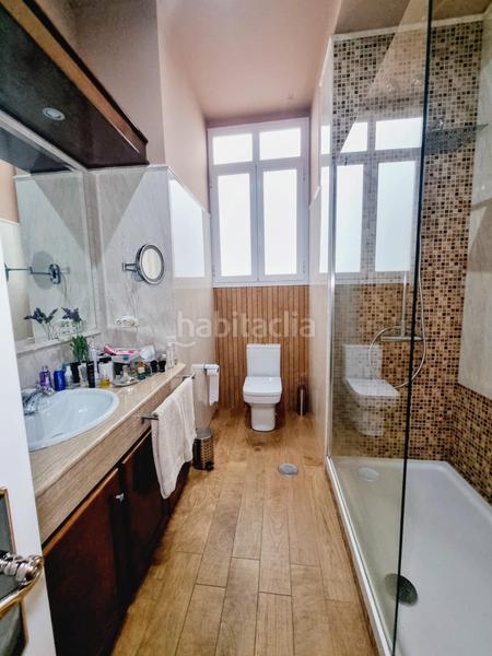 Foto c978643c-53d3-4d2b-a2d7-2e22228006ae. Flat with heating in Centro Histórico Cádiz