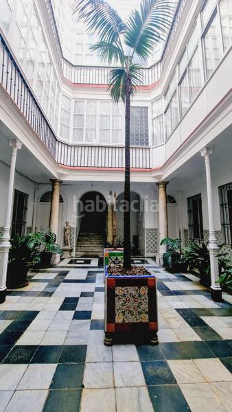 Foto dc918018-cf6c-48b9-b9cd-73a6666ead99. Flat with heating in Centro Histórico Cádiz