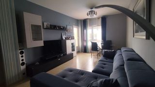 Pis a Barriada Río San Pedro. Precioso piso en río san pedro con amplio trastero y gran plaza