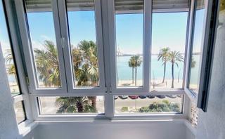 Pis a Astilleros - La Paz  - Loreto - El Corte Inglés. Amplio piso frontal a la bahía de cádiz