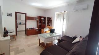 Location Appartement à La Caleta - La Viña. Piso en alquiler anual en centro de cádiz