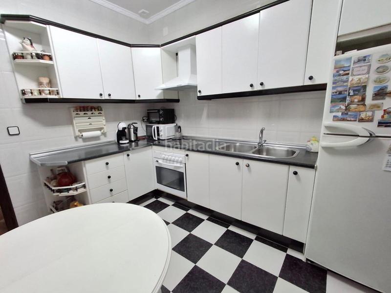 Foto 1bb03cb0-e321-47e6-aaaa-1f8c8ad8d209. Pis a Centro Histórico Cádiz