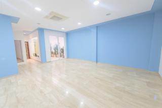 Appartement à Núcleo urbano. Oportunidad en pleno corazón de chiclana junto al mercado centra