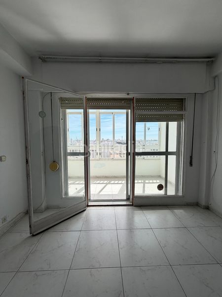 Foto 3f3d430f-e5ba-41d2-82f0-f30ee145d42c. Pis a La Caleta - La Viña Cádiz