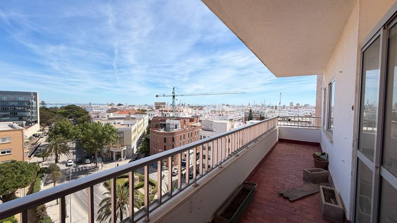 Foto 56b3ea9f-6077-4ba8-ae5a-8bac12b8818b. Pis a La Caleta - La Viña Cádiz