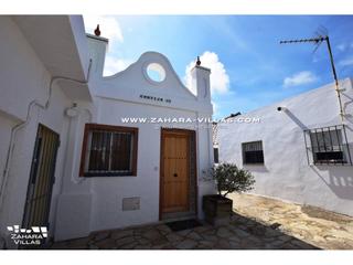 Casa  Almarchal. Casa y pequeña parcela en venta en el almarchal, a 10 mint. de z
