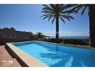 Chalet  Atlanterra. Maravilloso chalet rústico recientemente reformado con vistas a