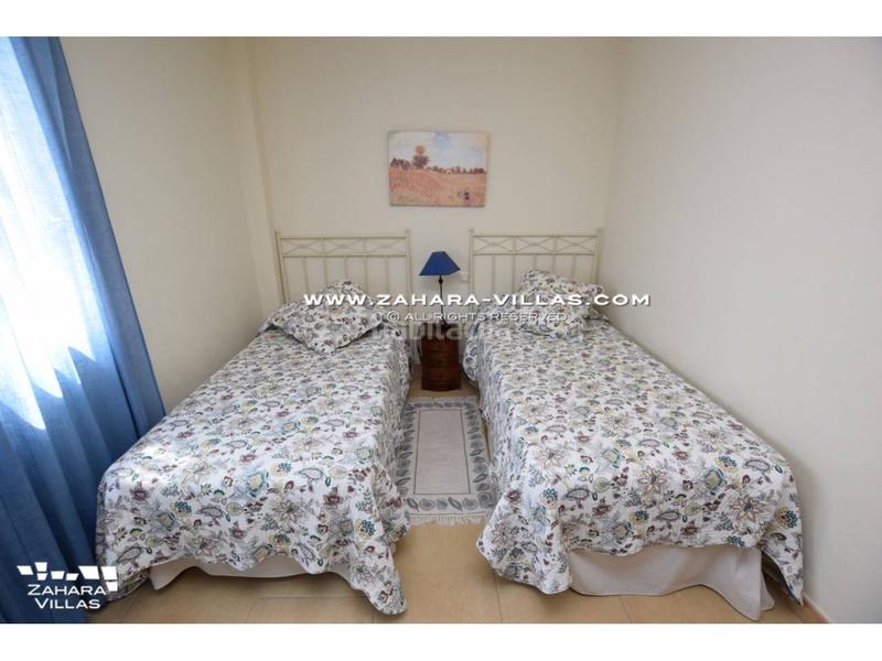 Foto 81a3ceeb-ef78-4102-adea-3161f708339e. Casa adossada amb calefacció aparcament a Zahara Pueblo Zahara de los Atunes