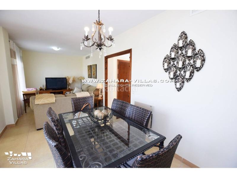 Foto a35ca2c1-ceb3-4959-b423-ff742a8ceefa. Casa adossada amb calefacció aparcament a Zahara Pueblo Zahara de los Atunes