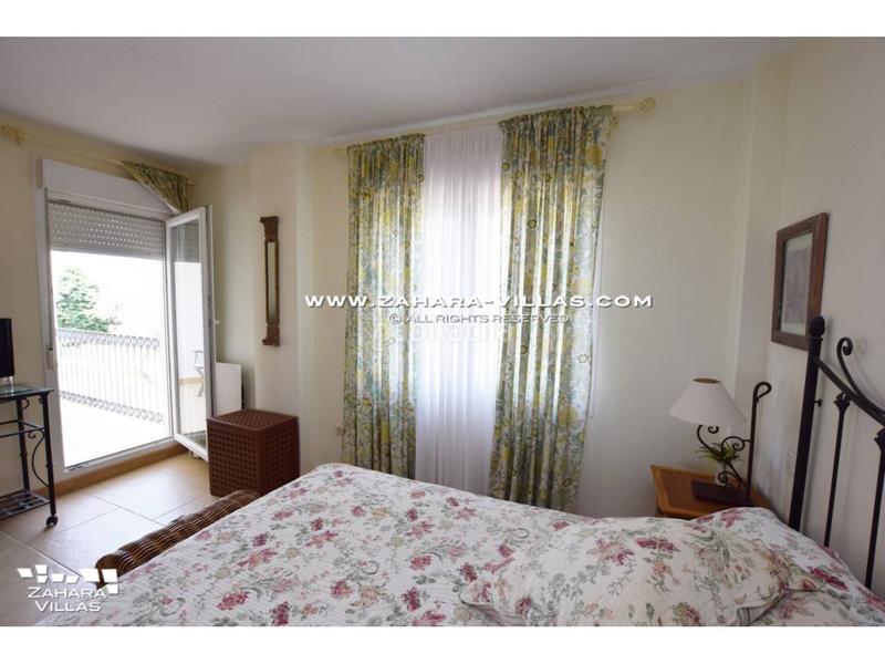 Foto b7a3b52d-8322-407f-887c-1a5df11224dc. Casa adossada amb calefacció aparcament a Zahara Pueblo Zahara de los Atunes