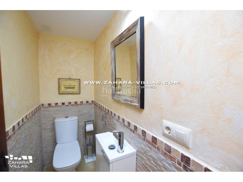 Foto f178dcfe-72b8-4260-a5e2-ac65b5f7ab14. Casa adossada amb calefacció aparcament a Zahara Pueblo Zahara de los Atunes