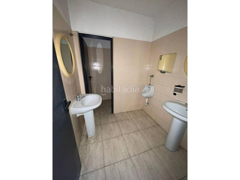 Foto 156493a9-2c47-47e1-955d-86960c751ea4. Local comercial en jose vidal canet 18 local en venta en Carcaixent