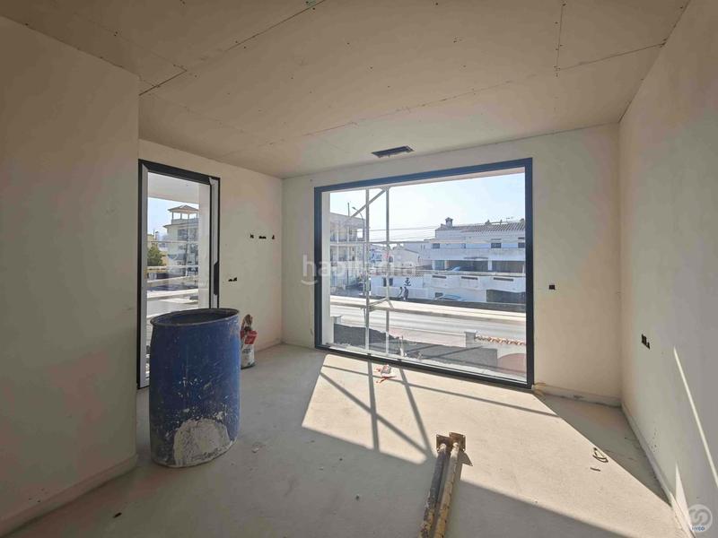 Foto c88c8707-8919-4134-be4b-07d1214264b9. Casa con riscaldamento parcheggio piscina in Cap Ras - Creus - Falconera Empuriabrava