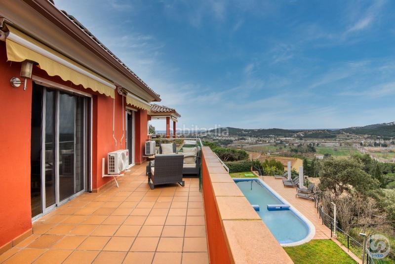 Foto 96fdb589-20d3-4153-96ad-49b0c50a33dd. Casa exclusiva casa unifamiliar en mas semi platja daro, 530m sobre parcela de 1.500m con piscina, vistas al mar, 6 dormitorios, garaje en Platja d´Aro