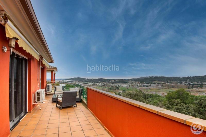 Foto fcc57cde-3806-4283-95f8-8ae1b4189bd0. Casa exclusiva casa unifamiliar en mas semi platja daro, 530m sobre parcela de 1.500m con piscina, vistas al mar, 6 dormitorios, garaje en Platja d´Aro