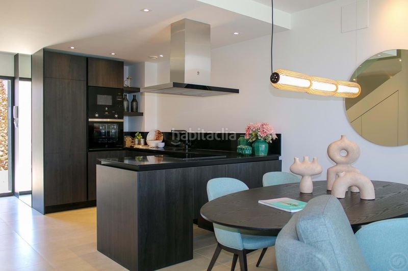 Foto 90ceed04-c0dc-4228-b2af-61a2ccbb4e2f. Casa adossada amb aparcament piscina a Algorfa