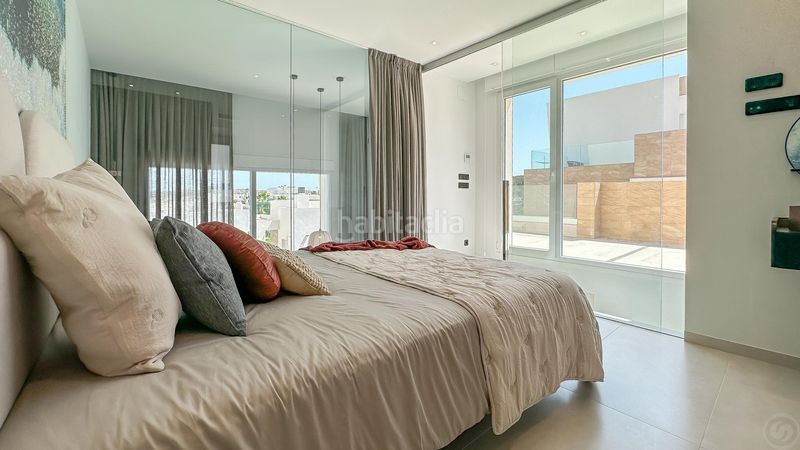 Foto 279e9cd0-9de7-446e-8f80-349b2aeecefe. Casa adossada amb aparcament piscina a Algorfa