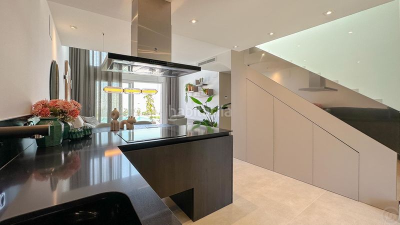 Foto 55e4479c-6a52-43fa-8778-2d1b38c51525. Casa adossada amb aparcament piscina a Algorfa