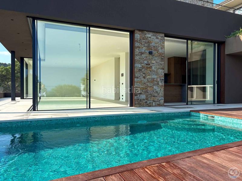 Foto 68400c9f-24b9-4e74-8d6c-72997309de7e. Maison jumelée avec chauffage parking piscine dans Sa Riera-Sa Fontansa Begur